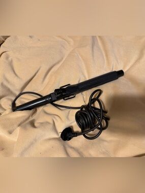 Long Barrel Curling Iron